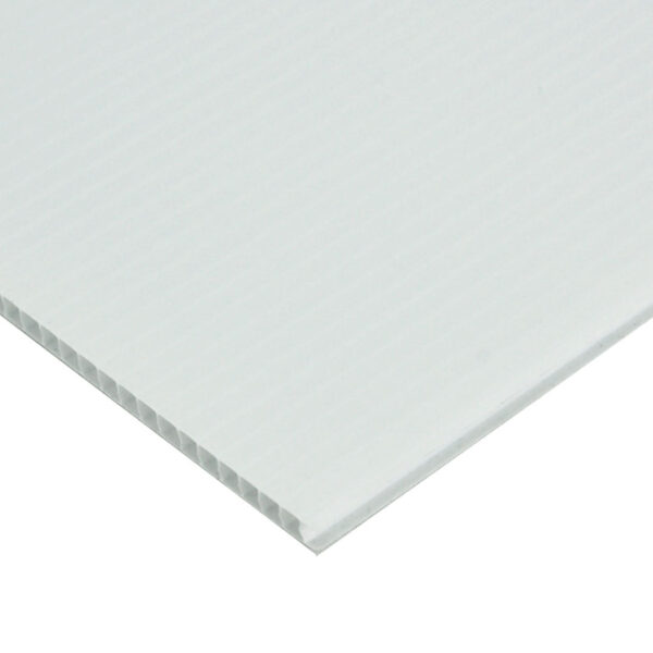 48 x 24 Corrugated Plastic Sheets - Short Flute White